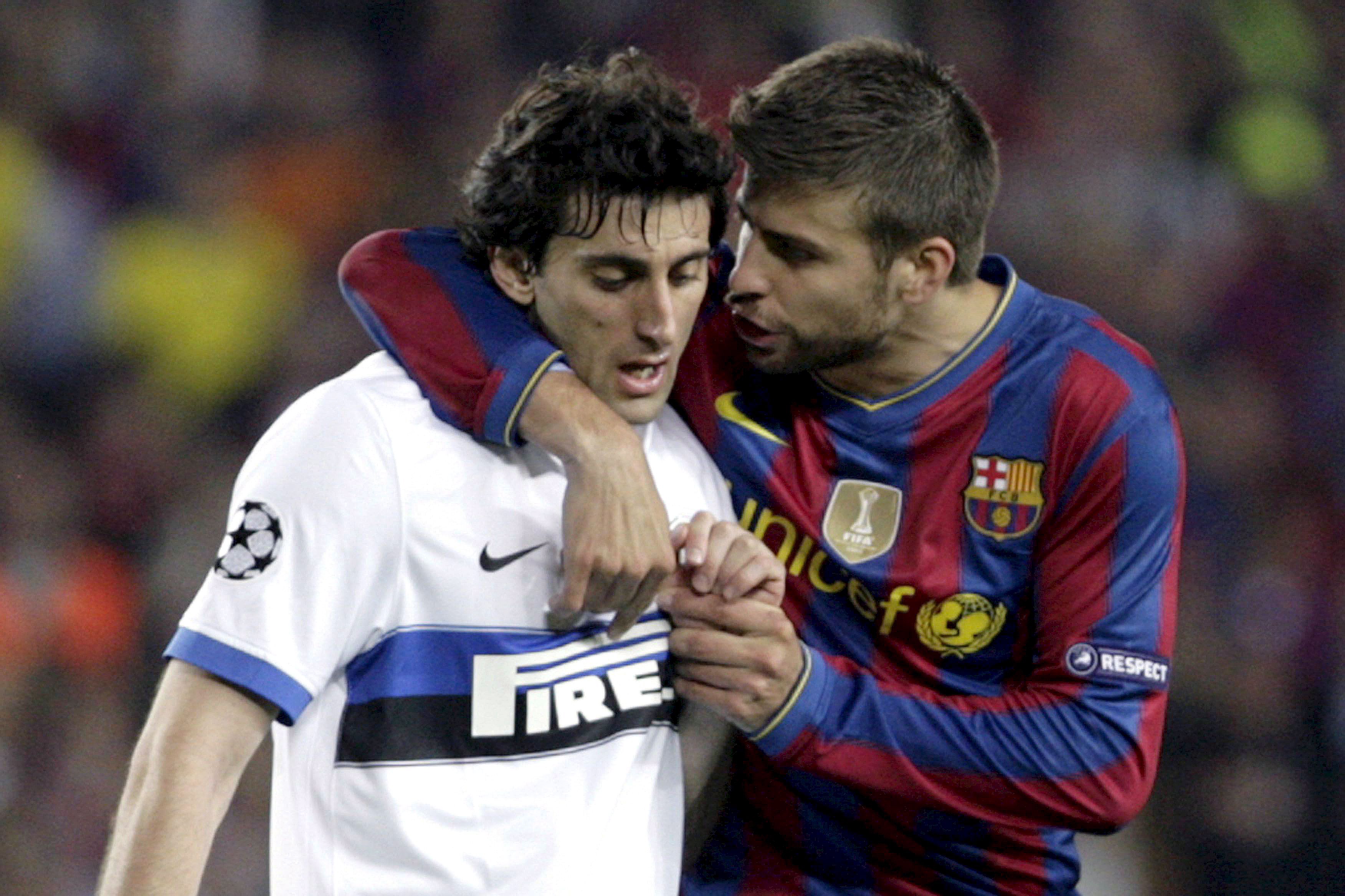 Femeie rămasă infirmă din cauza unei petarde aruncată pe ”Camp Nou”. Chivu, martor / FOTO