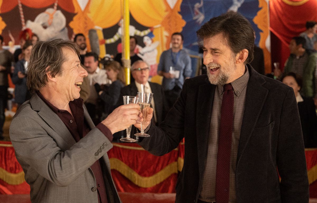 O comedie pe care o vom vedea și în România inflamează la Cannes