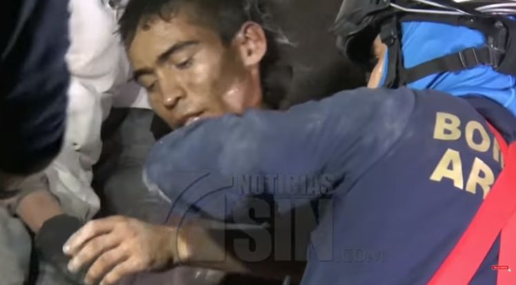 Un tânăr de 24 de ani a rămas 3 zile prins într-un pod în Columbia | FOTO