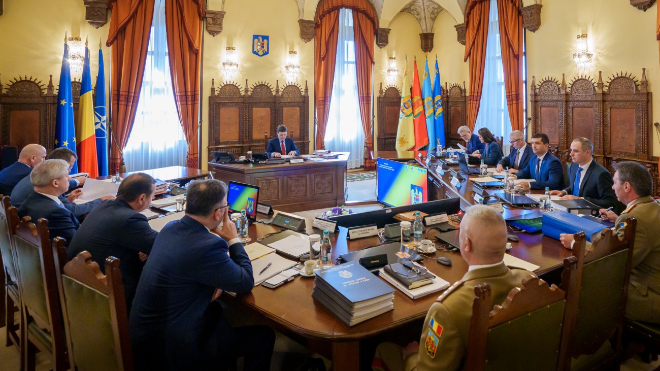 Concluzii după CSAT: creşterea numărului de militari activi și de rezerviști, o prioritate. „Trebuie să fim pregătiți pentru un război de lungă durată”