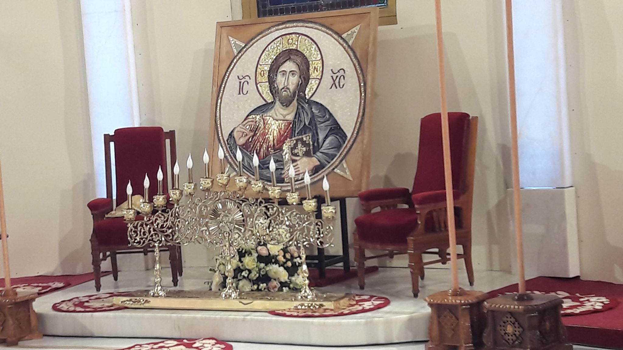 FOTO | Imagini din interiorul Catedralei Mântuirii Neamului. Patriarhul Daniel spune „este totuşi mică în raport cu populaţia credincioşilor care sunt afară”