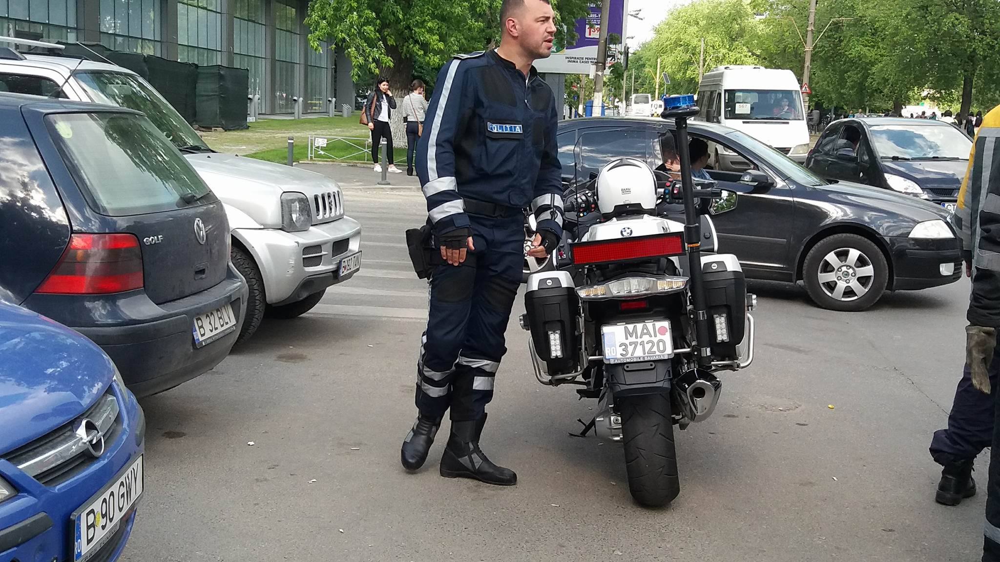 Accident în nordul Capitalei. Se circulă pe un singur fir în zona Pipera / FOTO