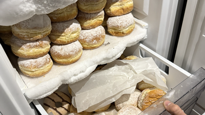 Pókhálók miatt zárattak be egy üzletet