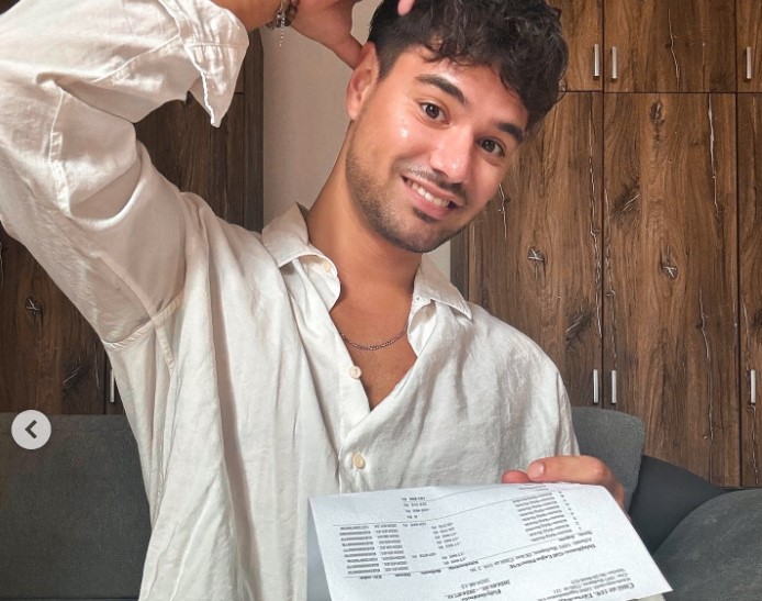 Ezen spórol Csingisz - Egy hónapig nyugdíjból él a fiatal influenszer - Talált néhány olcsóbb alternatívát az eddigi szokásai helyett