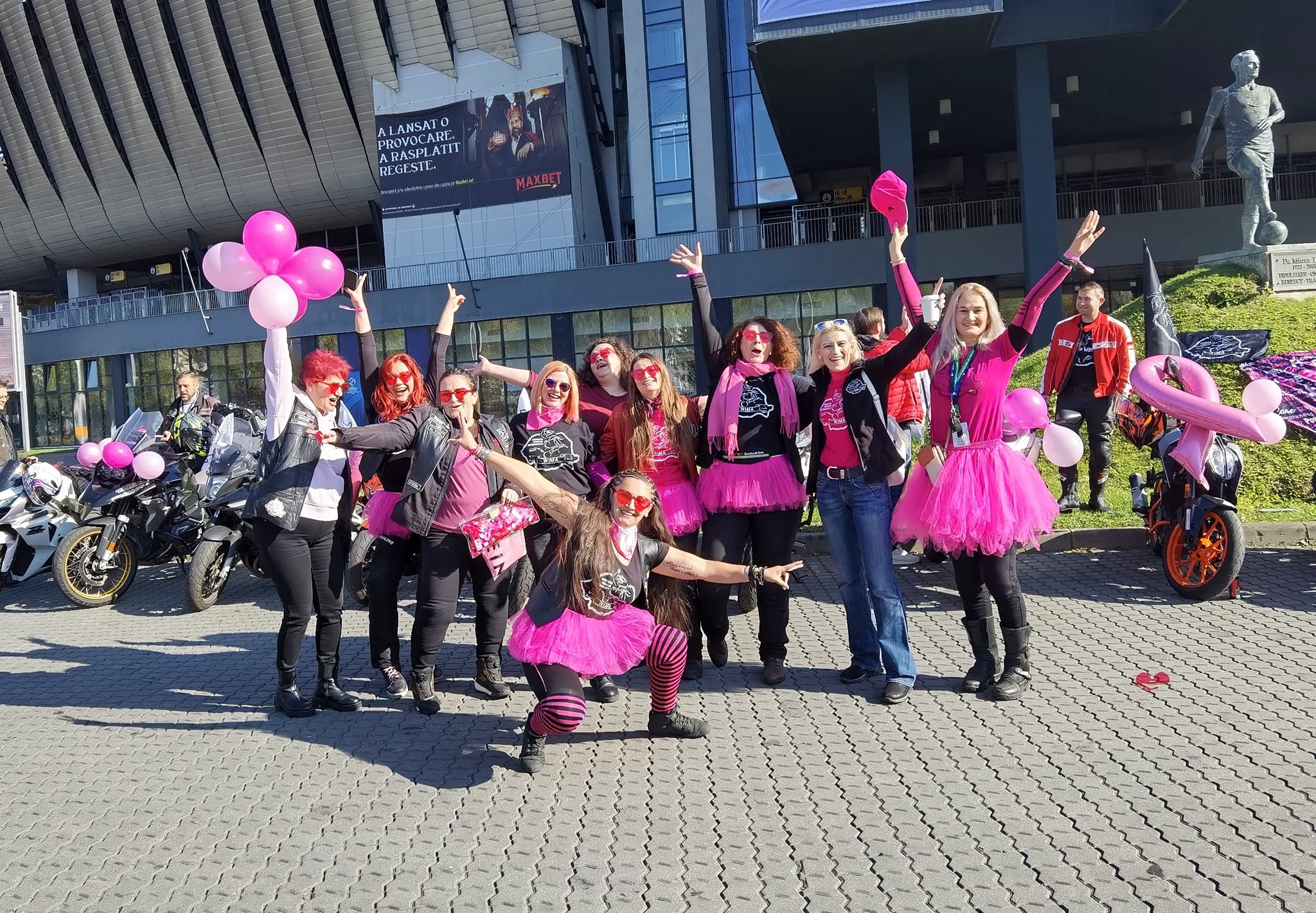 Marşuri moto Pink Ride în Bucureşti şi Cluj-Napoca, pentru conștientizarea precoce a cancerului de sân