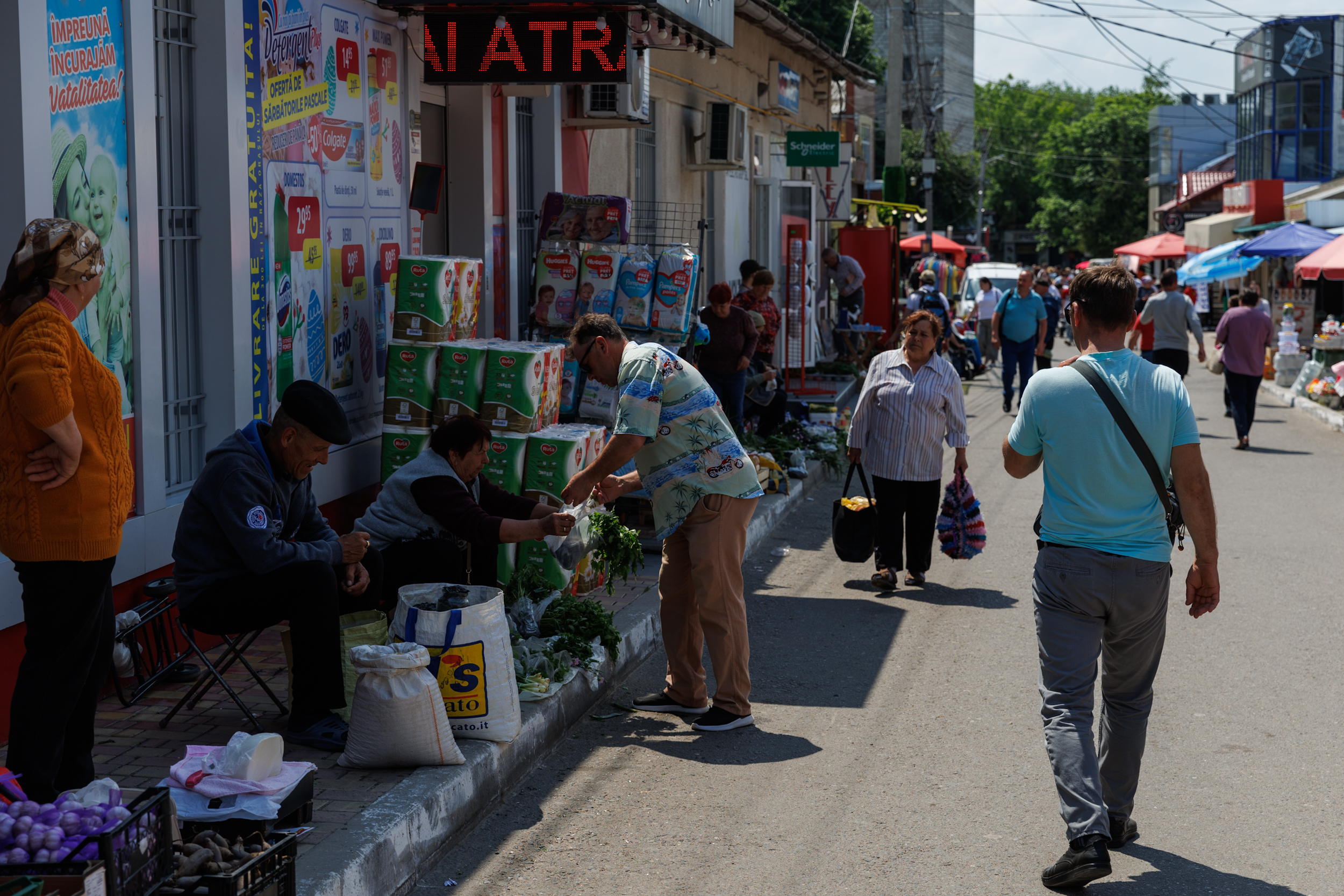 REPORTAJ DIN MOLDOVA. De ce-l susține lumea din Orhei pe Ilan Șor? „Viața era mai urâtă înainte de Șor. Ăsta-i adevărul”