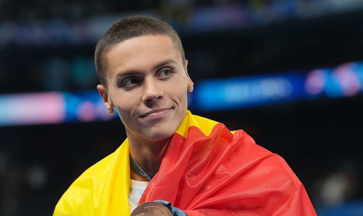 Teo Trandafir a glumit la adresa lui David Popovici, care a zis că nu conduce mașinile de la Ion Țiriac: „Dacă eram maică-ta, te băteam de te sminteam”