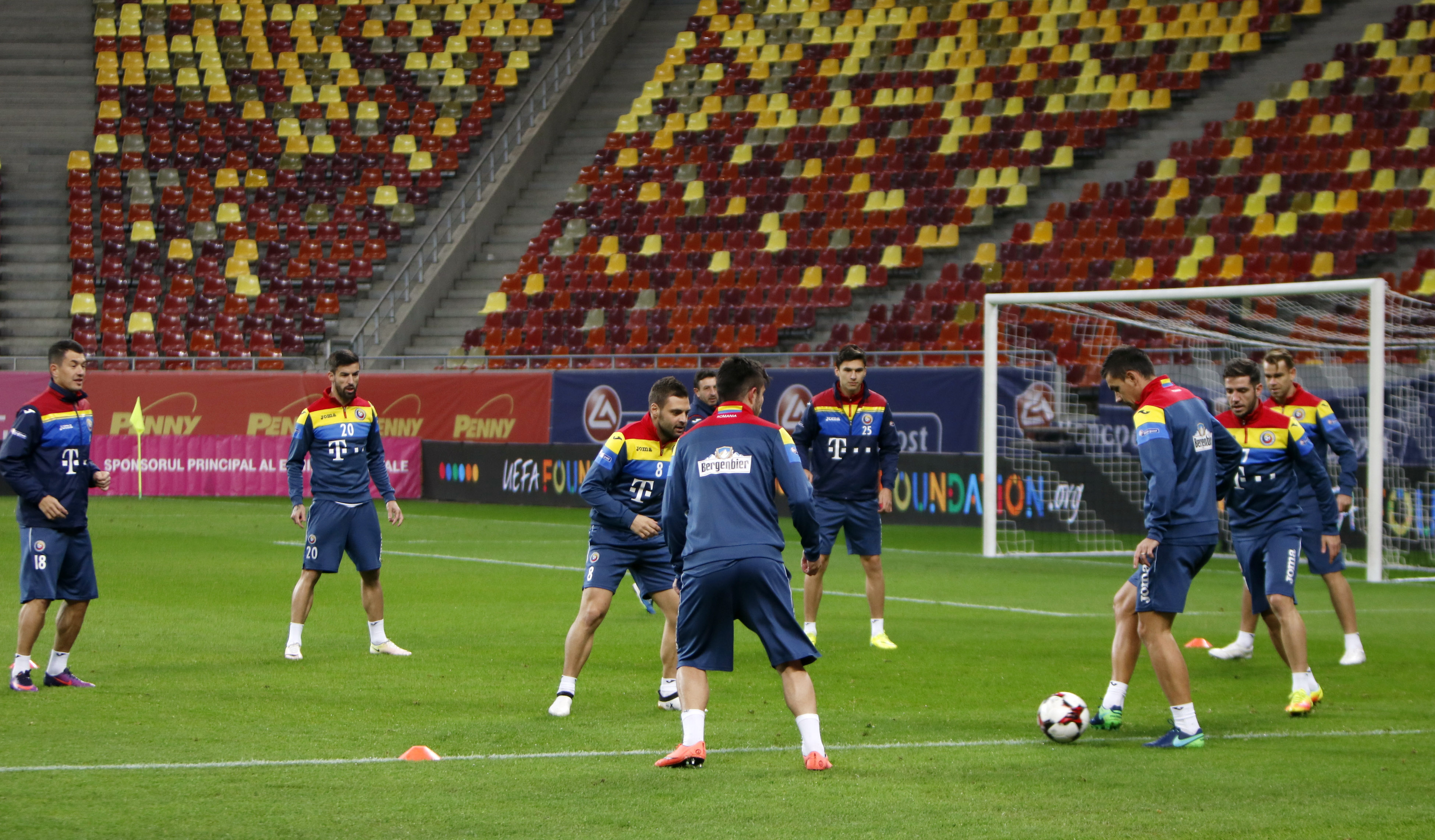 România - Polonia (vineri, 21.45, TVR1), preliminariile CM 2018. VAN DAUM! Neamțul vrea să-i fiarbă pe polonezi! Numerele tricolorilor | LIVE BLOG