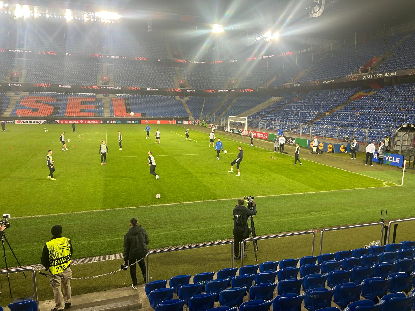 FCSB va juca la Basel în Europa League cu banderole negre. UEFA a acceptat un moment de reculegere pentru Emeric Ienei