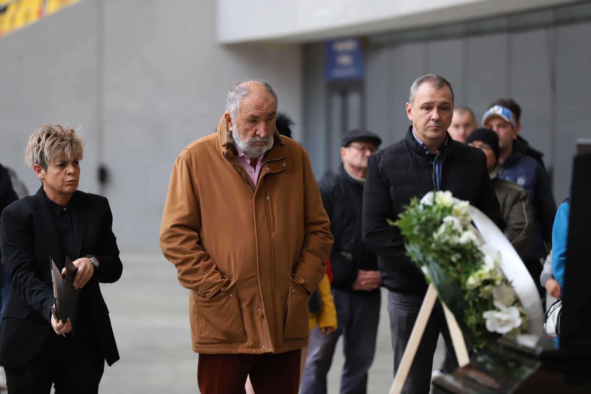Primele imagini de la Arena Națională. Sicriul cu Helmut Duckadam a ajuns la sectorul VIP