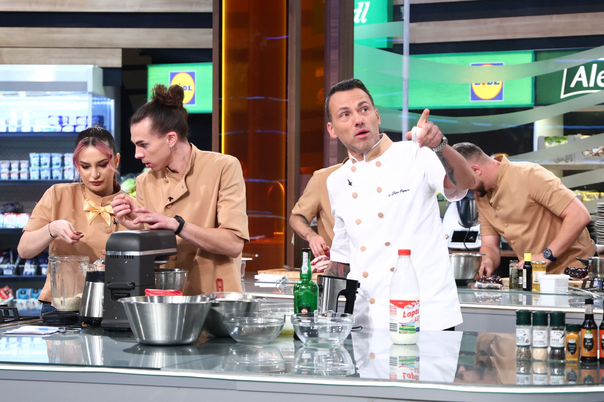 „Chefi la cuțite” 11 mai 2026. Discuții aprinse între Chef Popescu și Chef Sautner. Irina Fodor intervine urgent. „Nu am de ales”