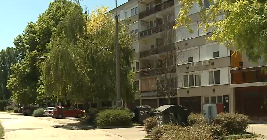 Egy férfi elgázolta volt párja új barátját, majd felcsengetett a nőhöz és elmondta neki - videó