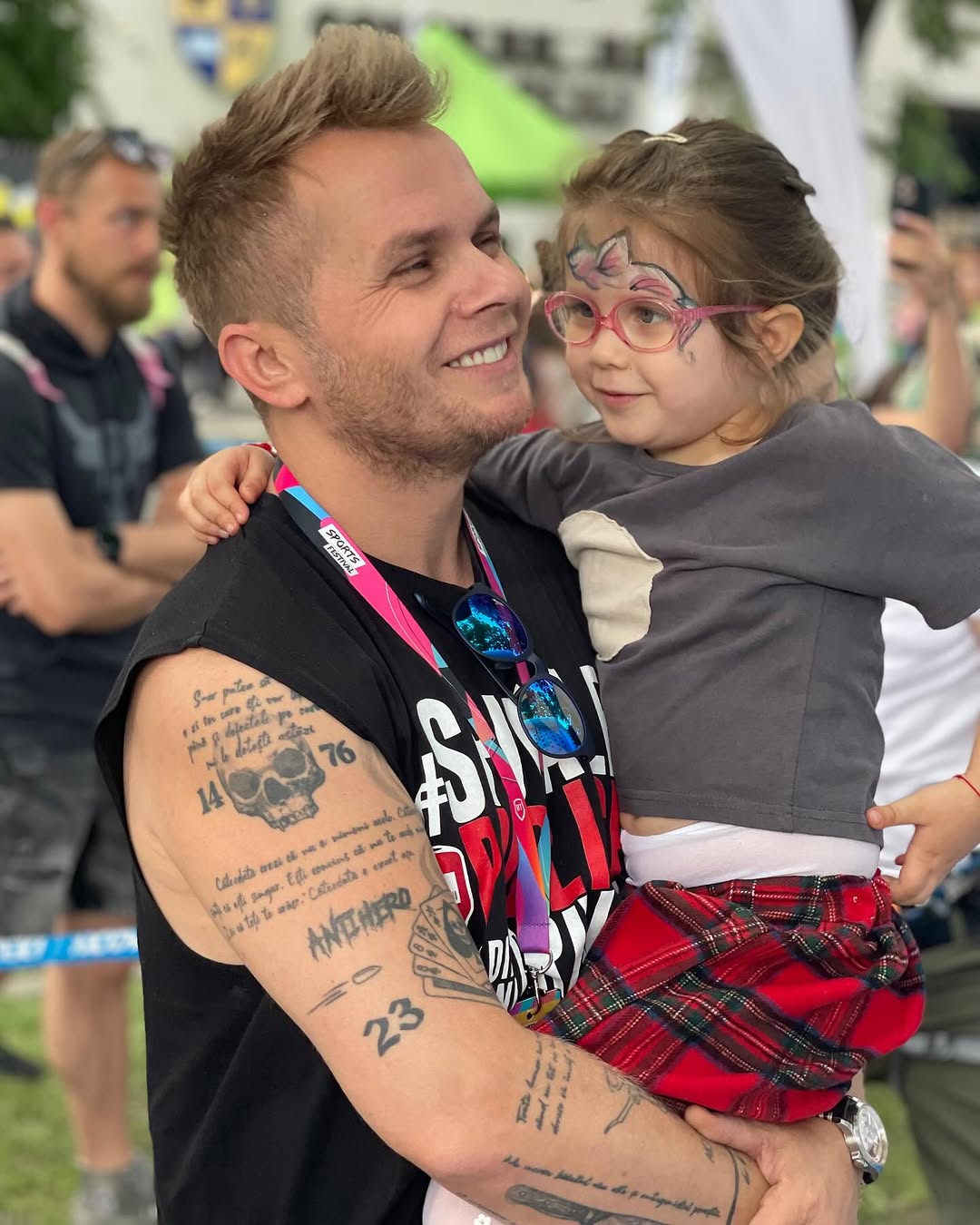 Mama lui Codin Maticiuc, operată pe creier pentru a doua oară. Actorul i-a fost alături în fiecare moment: „Nu a existat RMN pe care să îl facă și să nu fiu cu ea”