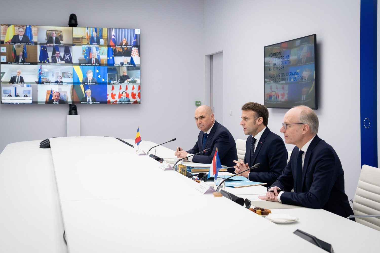 Ilie Bolojan, după discuțiile de la Paris cu Emmanuel Macron și videoconferința cu liderii europeni: „Suntem în vremuri dificile. Vrem o pace justă în Ucraina”