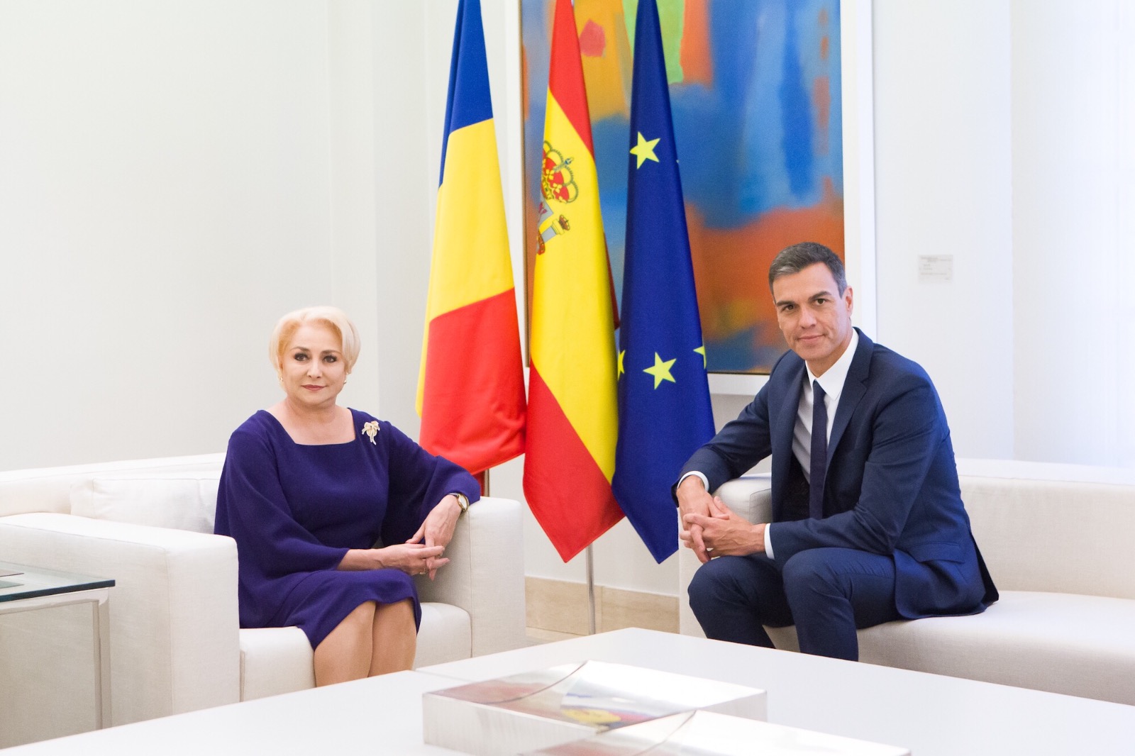 UPDATE/ Viorica Dăncilă, vizită oficială în Spania. A fost primită de omologul său spaniol, Pedro Sanchez (FOTO / VIDEO)