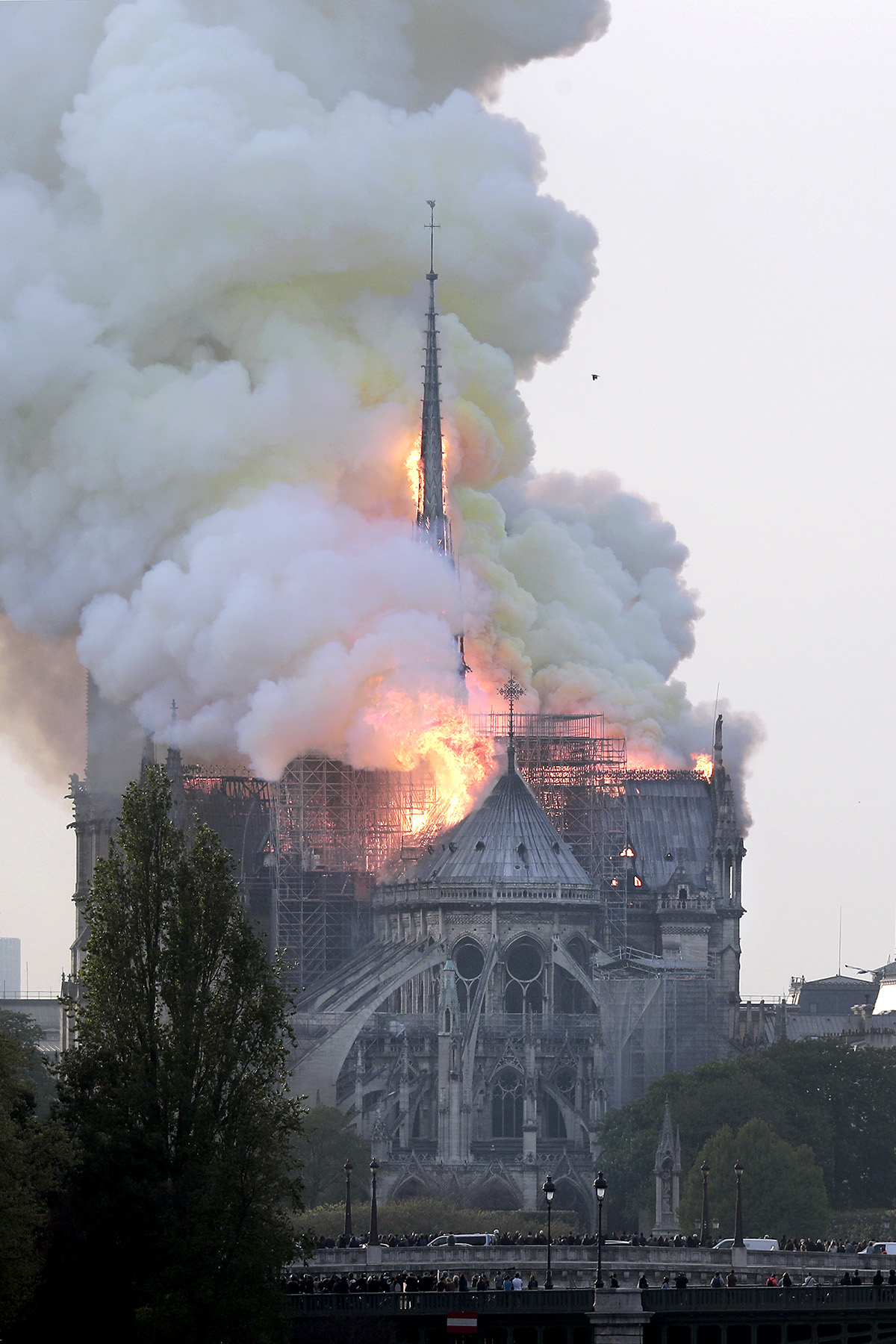 Fotografiile dezastrului de la Notre-Dame. Ce a spus șeful șantierului de restaurare | FOTO