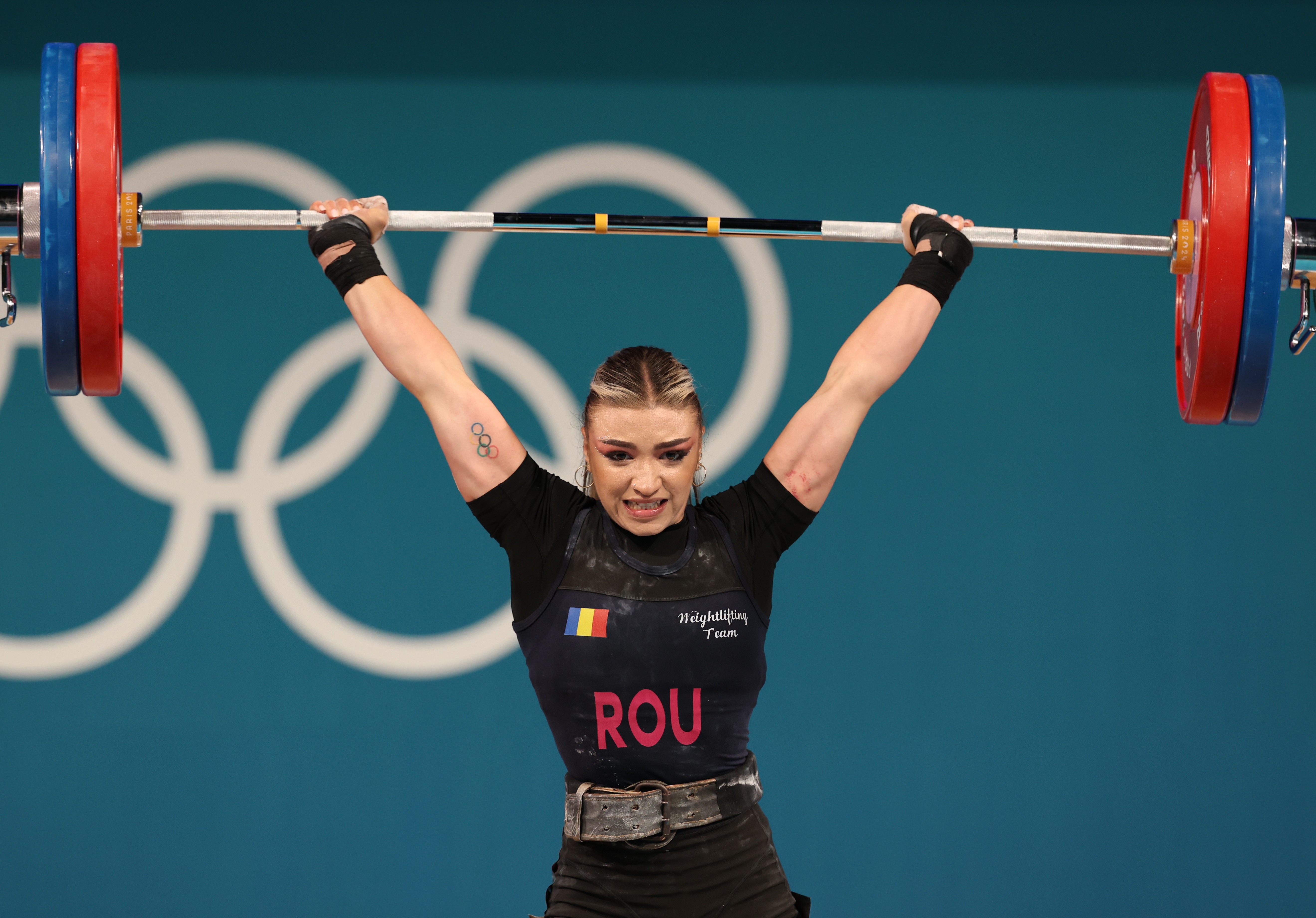Tatăl Mihaelei Cambei, vicecampioană olimpică la haltere: „Toți îi ziceau «țăranca din Dofteana». Venea acasă plângând”