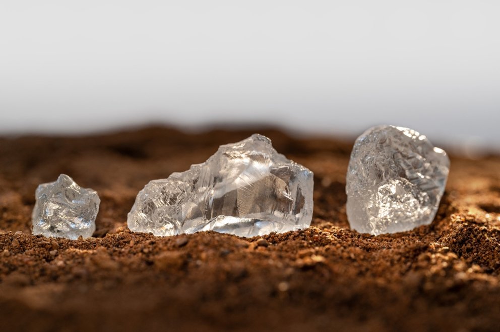 Against all odds, Zimbabwe bets big on diamonds amid global industry challenges