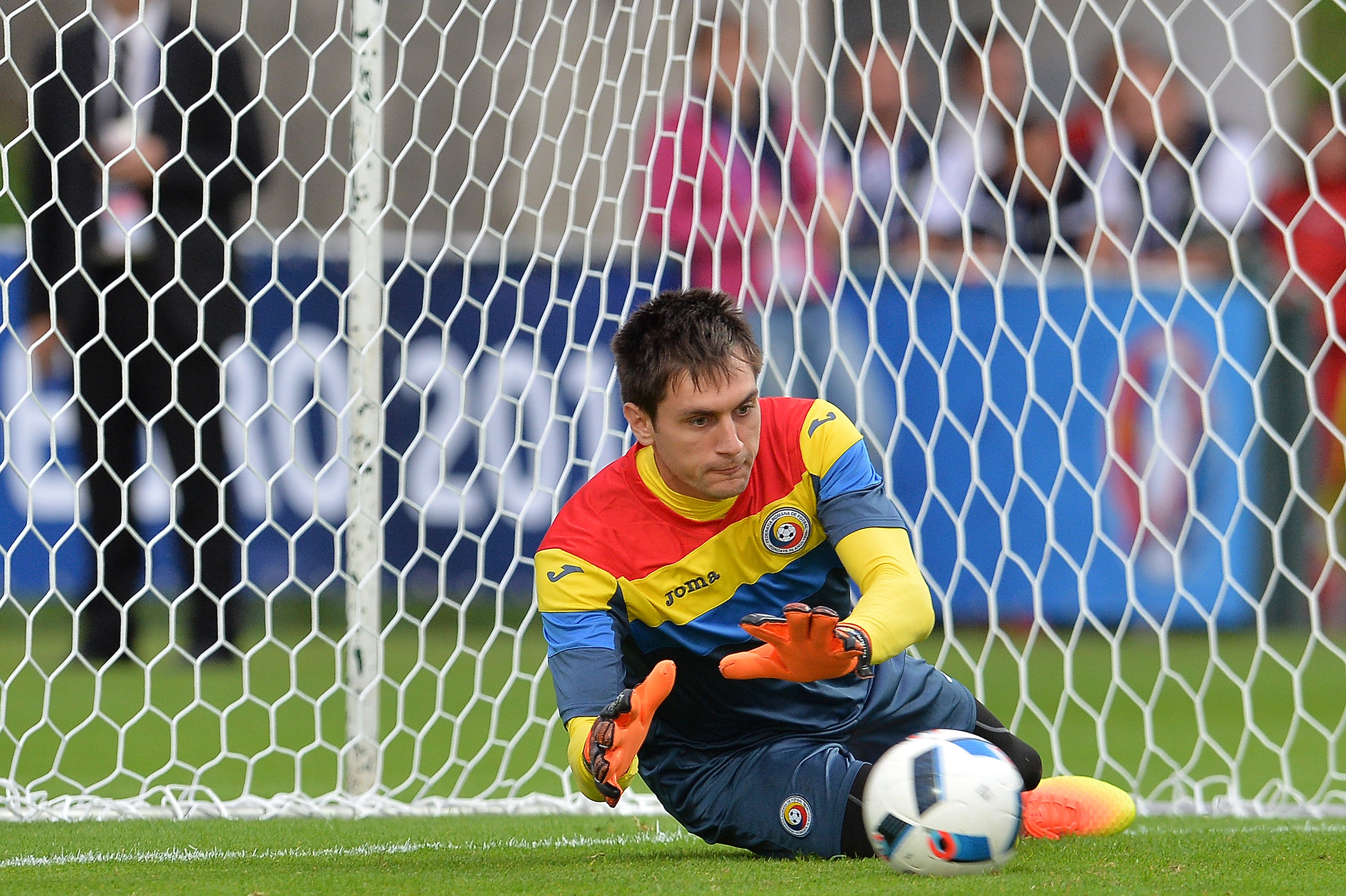 Euro 2016. România - Albania 0-1. Eliminare istorică! Cea mai slabă națională a noastră prezentă la turneele finale! LIVE BLOG