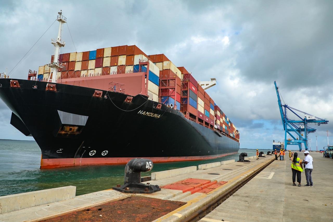 Iranian container ship sets record at Kenya’s Port of Lamu with 5,200 TEU discharge ahead of Dangote’s $16 billion refinery