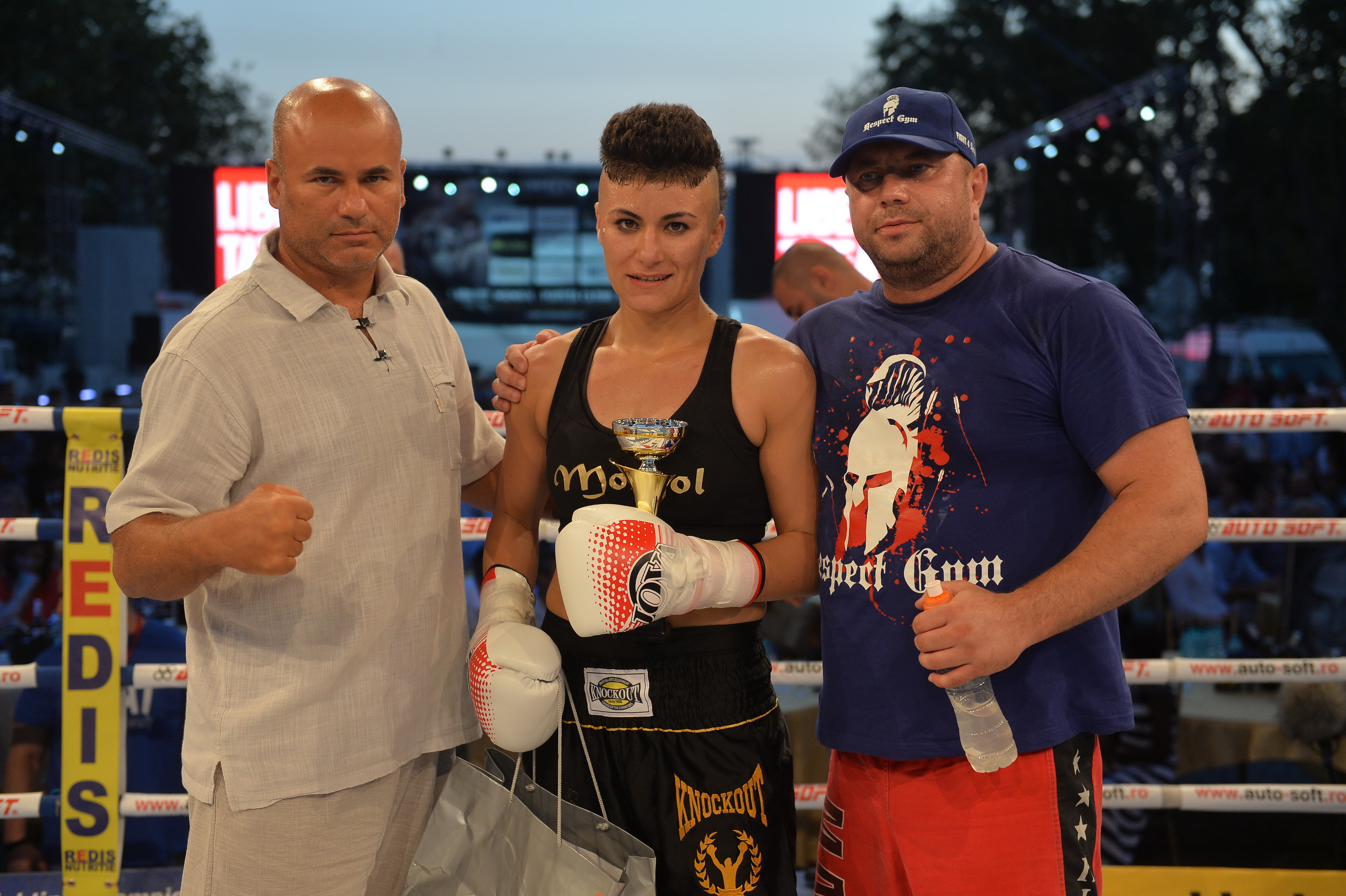 Andrei Stoica îşi păstrează centura de campion mondial / GALERIE FOTO&VIDEO