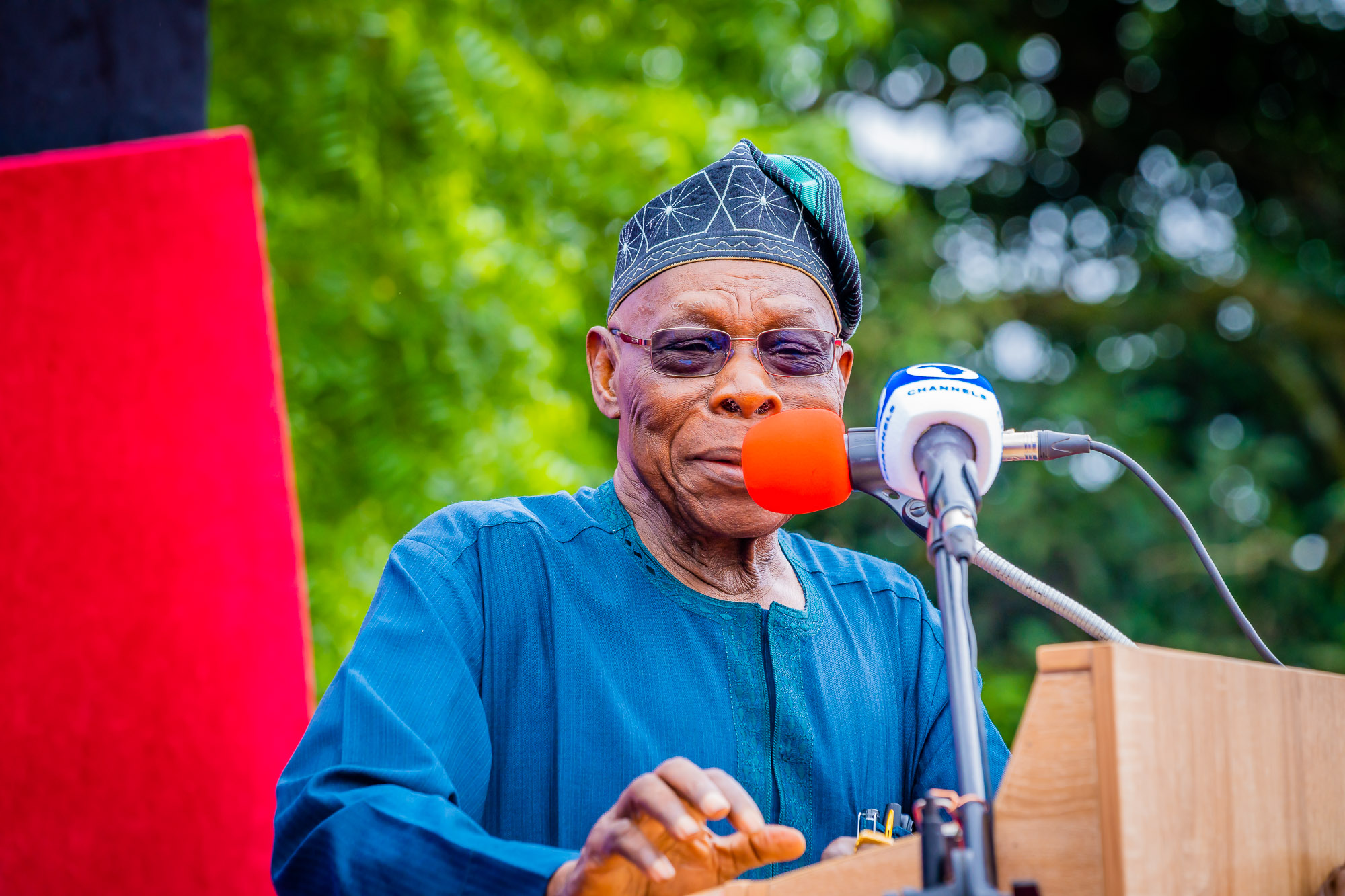 Former President, Olusegun Obasanjo. [Twitter:@seyiamakinde]