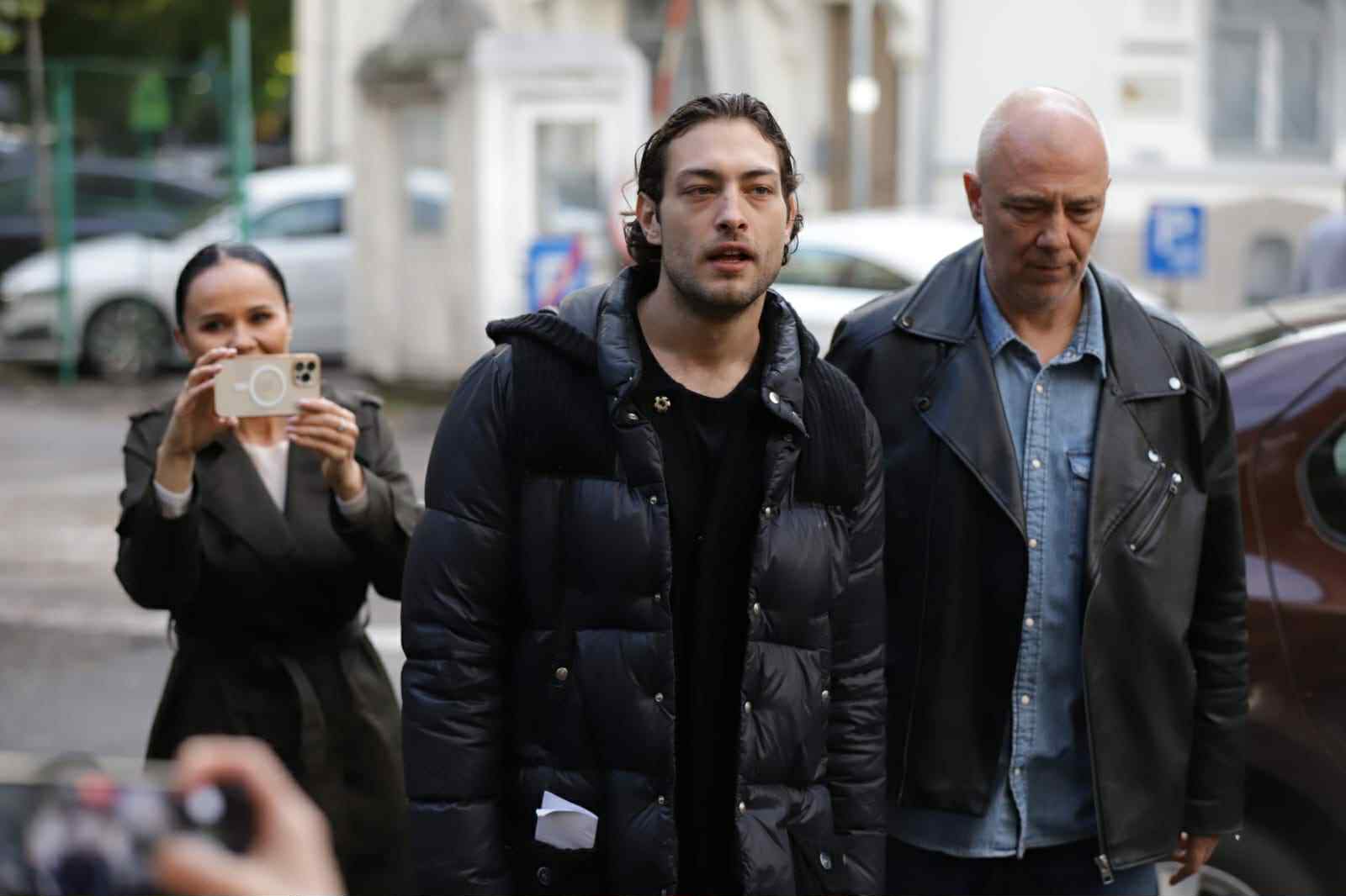 Unde apare Toto Dumitrescu în timp ce este plasat în arest la domiciliu: „Norocoșii”