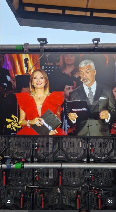 Cum a apărut Anca Țurcașiu pe scena Festivalului Mamaia 2025. Iubitul i-a fost alături. „Împreună. Ce bine e!”