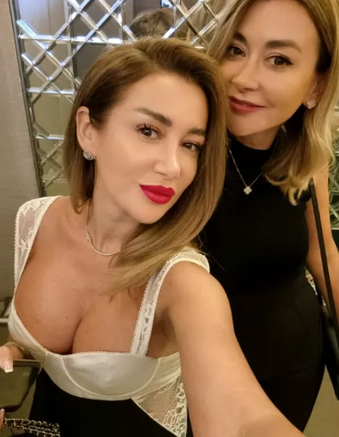 Iubitul Ralucăi Tănase i-a interzis acesteia să țină legătura cu sora ei. Denisa Tănase rupe tacerea. „A fost o perioadă grea pentru ea”