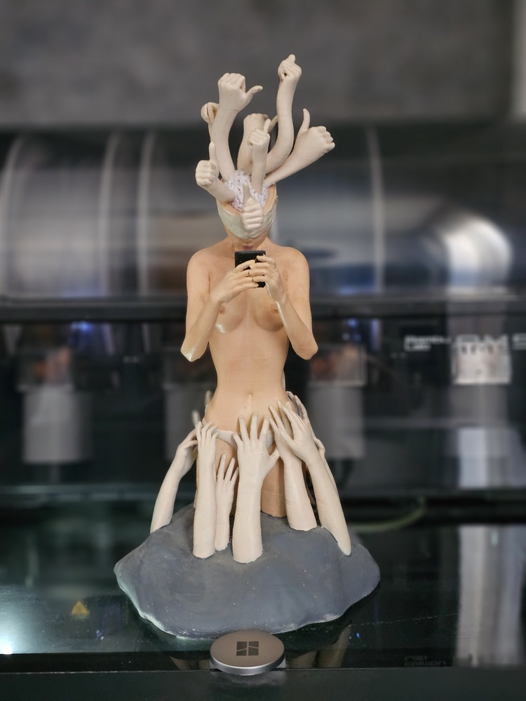 Băsescu, ca Popeye și Ceaușescu, ca personaj de joc din GTA. Suceveanul care îmbină tehnologia cu pasiunea pentru figurine: „Merităm să avem propriile noastre figurine 3D autohtone” 
