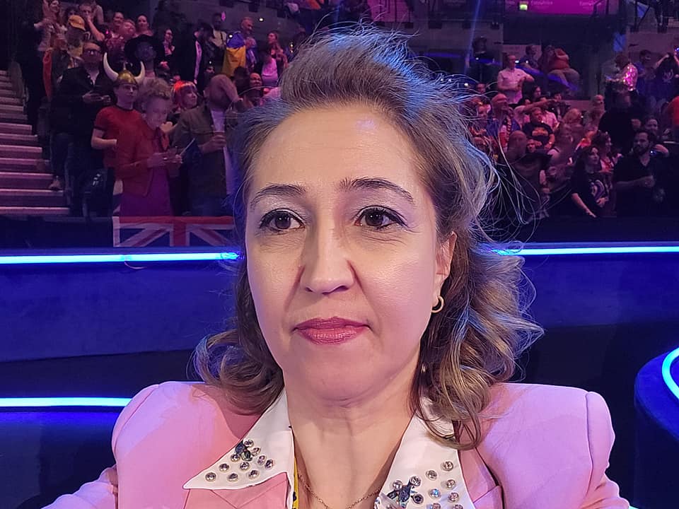 Mama lui Theodor Andrei, reprezentantul României la Eurovision 2023, a răbufnit: „E un tânăr cu problemele și cu sensibilitățile lui”. Simona e impresara fiului ei