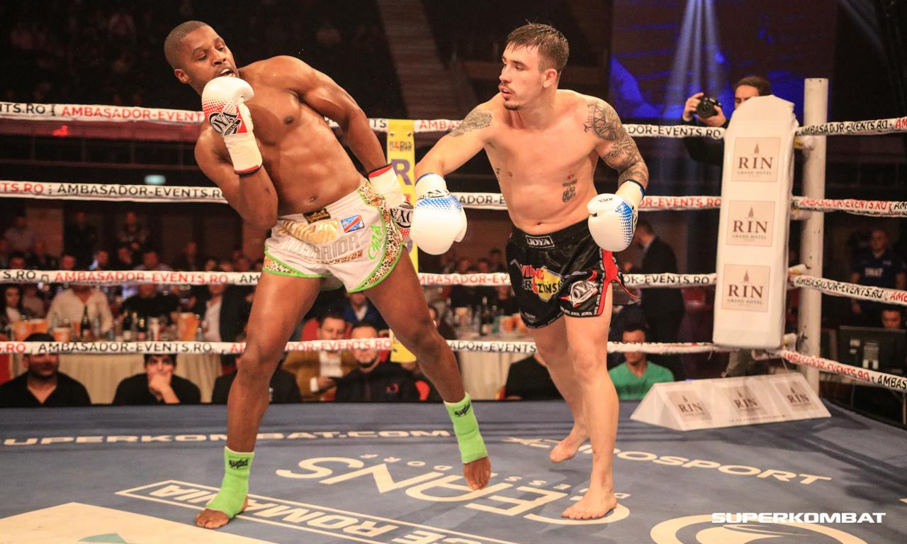 Amansio Paraschiv, campion mondial Superkombat, joacă vineri împotriva echipei de suflet, Petrolul 52 Ploiești. ”Iubesc lupii, dar lupt pentru echipa mea”