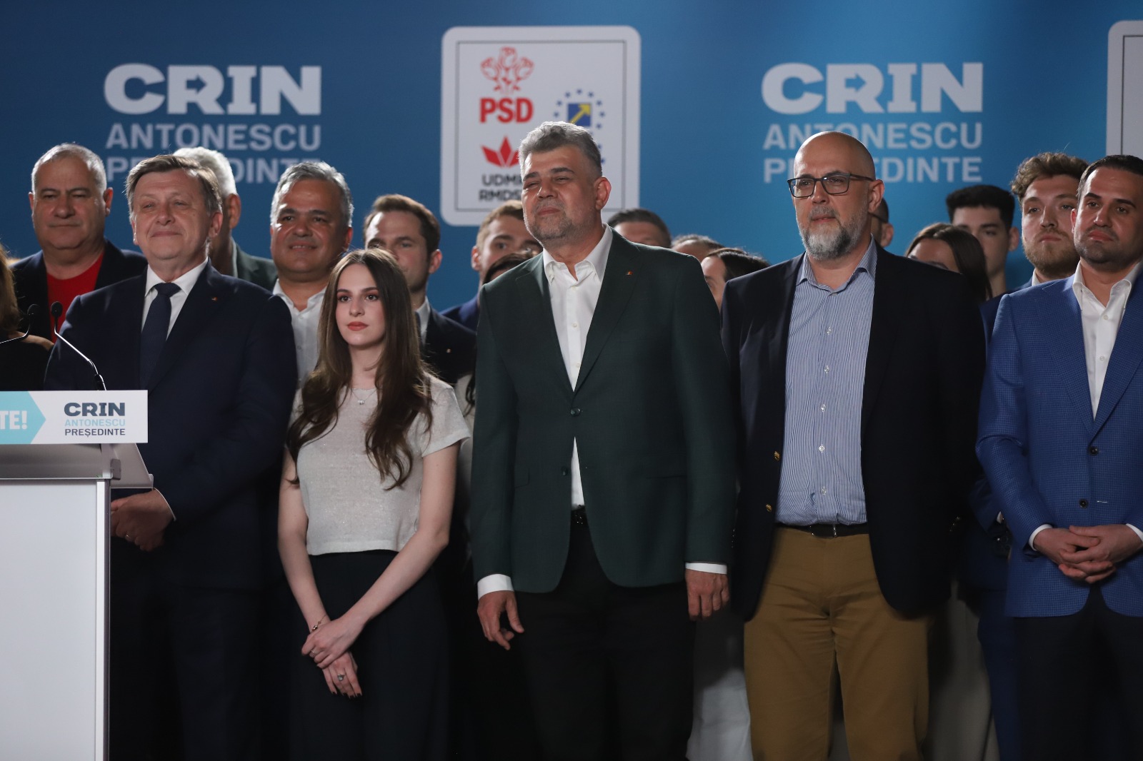 Acuzații interne de sabotaj electoral în Coaliția PSD-PNL-UDMR. Fețe triste și optimism rezervat în echipa lui Crin Antonescu REPORTAJ