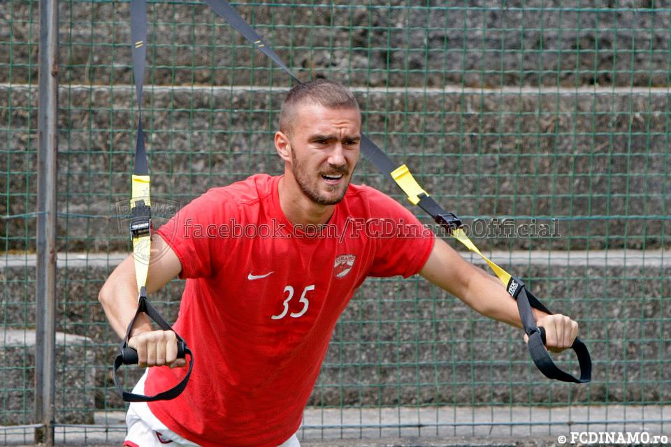 Mircea Rednic și-a blindat apărarea cu un fundaș central de 1,90 metri