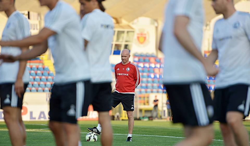 LIGA EUROPA, turul 2, retur: Botoșani - Legia 0-3 (în tur: 0-1) / Astra - Inverness 0-0 (1-0). ^Polonezii au făcut LEGEA cu clovnii Cordoș și Acsinte. Echipa lui Șumudică, zgârcită cu golurile cu scoțienii! West Ham, viitoarea adversară