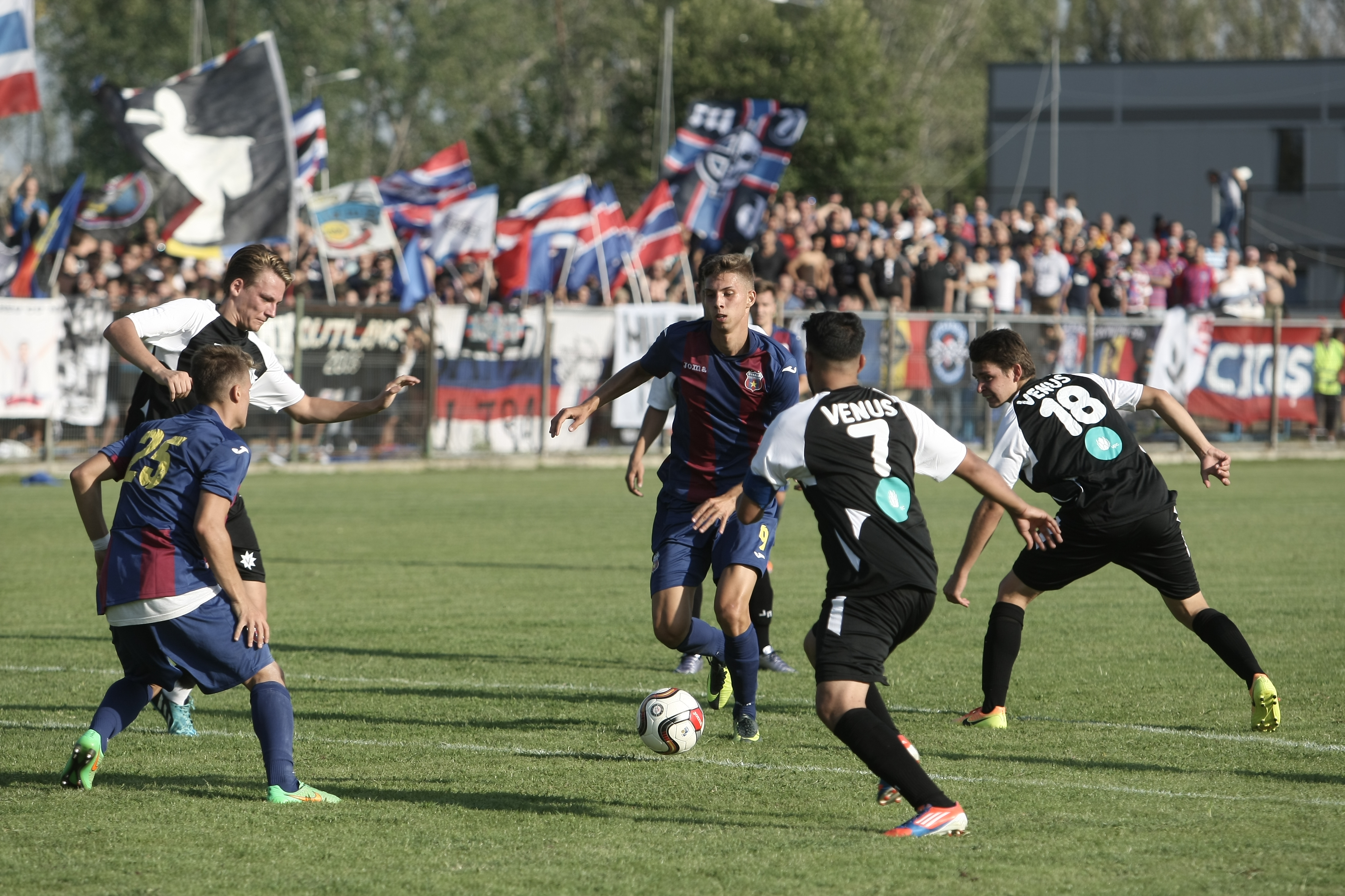 CSA Steaua - AFC Venus 1914 6-0, în primul meci din istoria noii echipe a Armatei. Meciul a adus 2.000 de oameni în Ghencea. Academia Rapid - Progresul 2005 13-0! | VIDEO