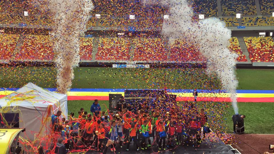 Cum arată gazonul de pe ”Arena Națională”, după ce 3.500 de copii au jucat fotbal la Cupa Centenarului / GALERIE FOTO