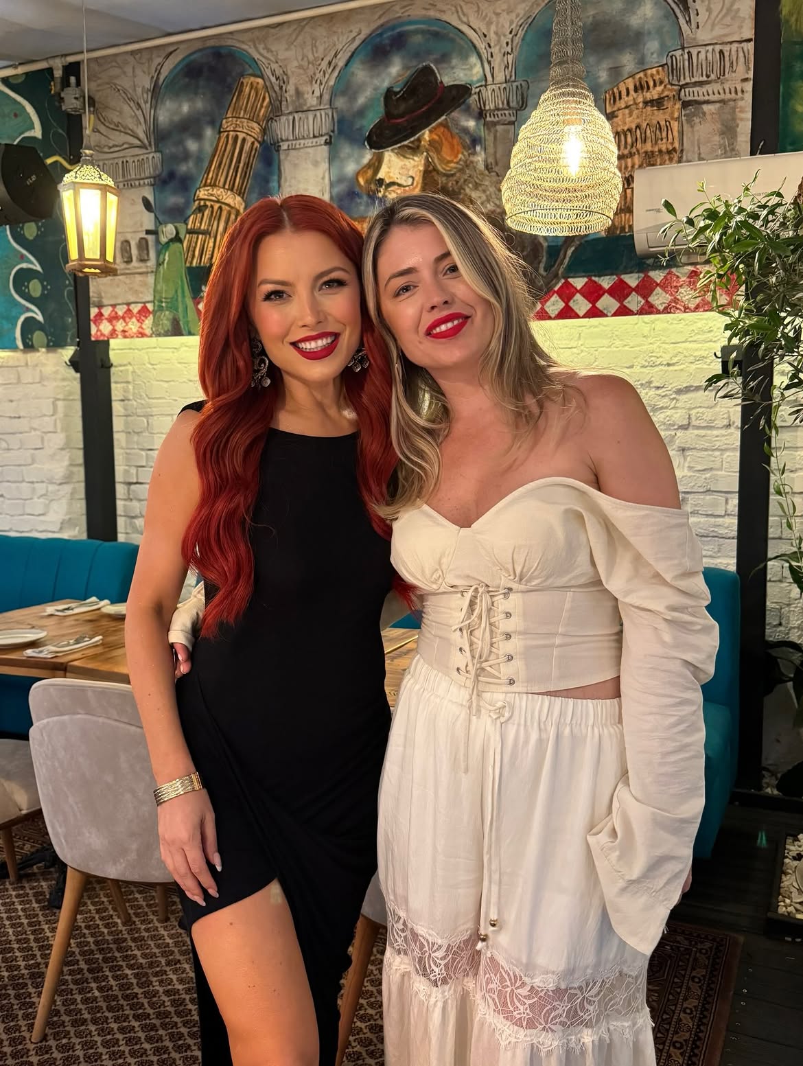 Elena Gheorghe, surprinsă de soț de ziua ei. Artista a împlinit 41 de ani: „A pus la cale totul în cel mai frumos mod”