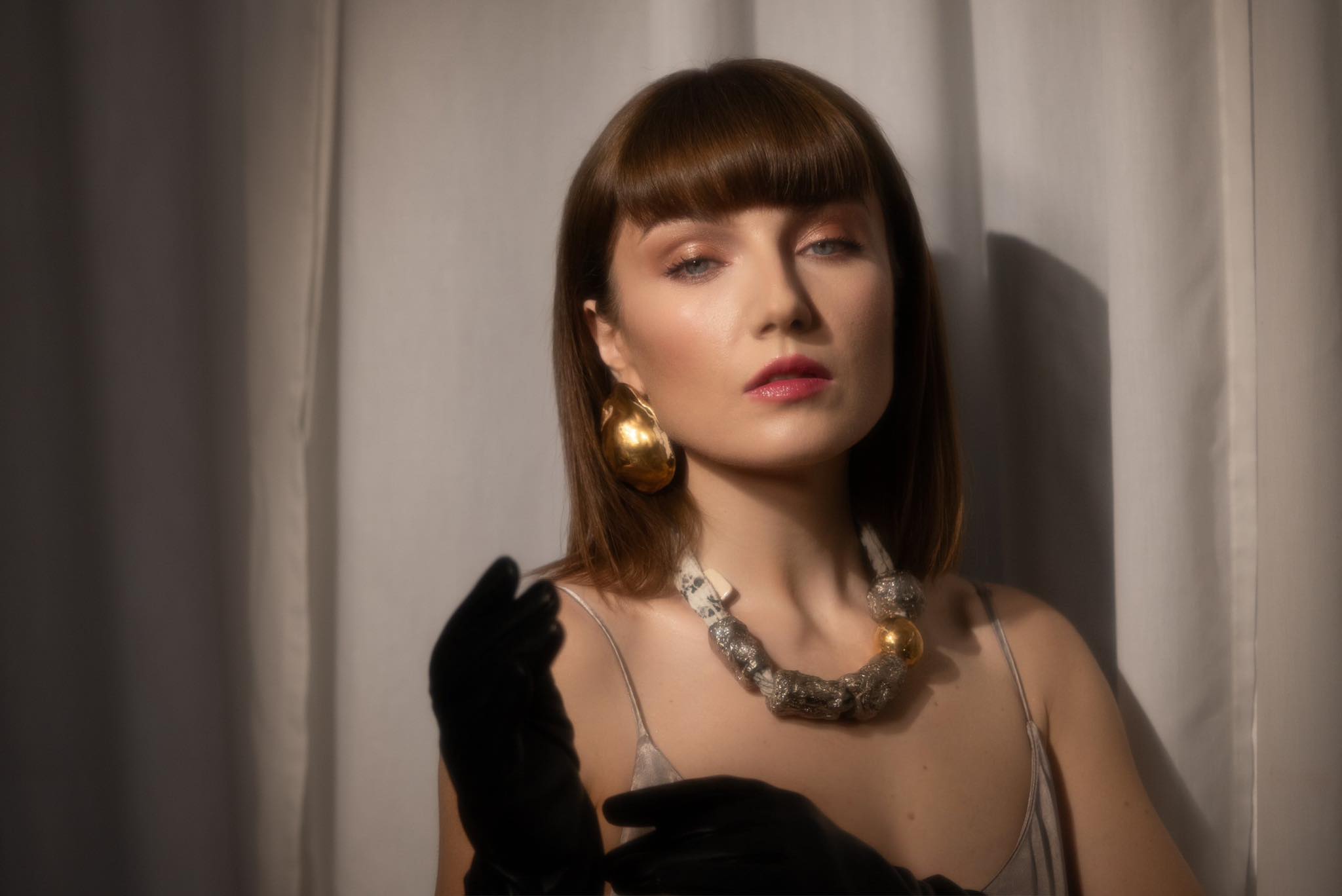 Ce a pățit Alexandra Ungureanu la un salon de înfrumusețare. Artista a rămas cu sechele
