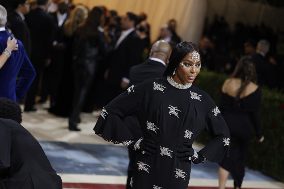 Naomi Campbell a născut la 53 de ani un băiețel: „Nu este niciodată prea târziu să devii mamă”