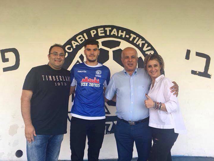 Fotbal internațional. Mihai Roman a îmbrăcat tricoul celor de la Maccabi Petah Tikva / GALERIE FOTO