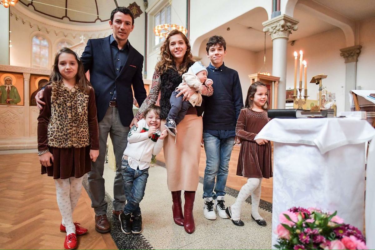 EXCLUSIV/ Fostul fotbalist George Ogăraru a lăsat Olanda și peregrinările prin lume și s-a stabilit la Iași. "Ne-am întors pentru a nu pierde valorile moștenite de la părinți și bunici"