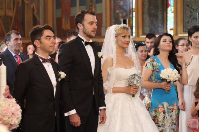 Oana Ioniță, noi detalii despre divorțul de soțul ei. Cei doi locuiesc încă împreună. „Am încercat să ne salvăm căsnicia”
