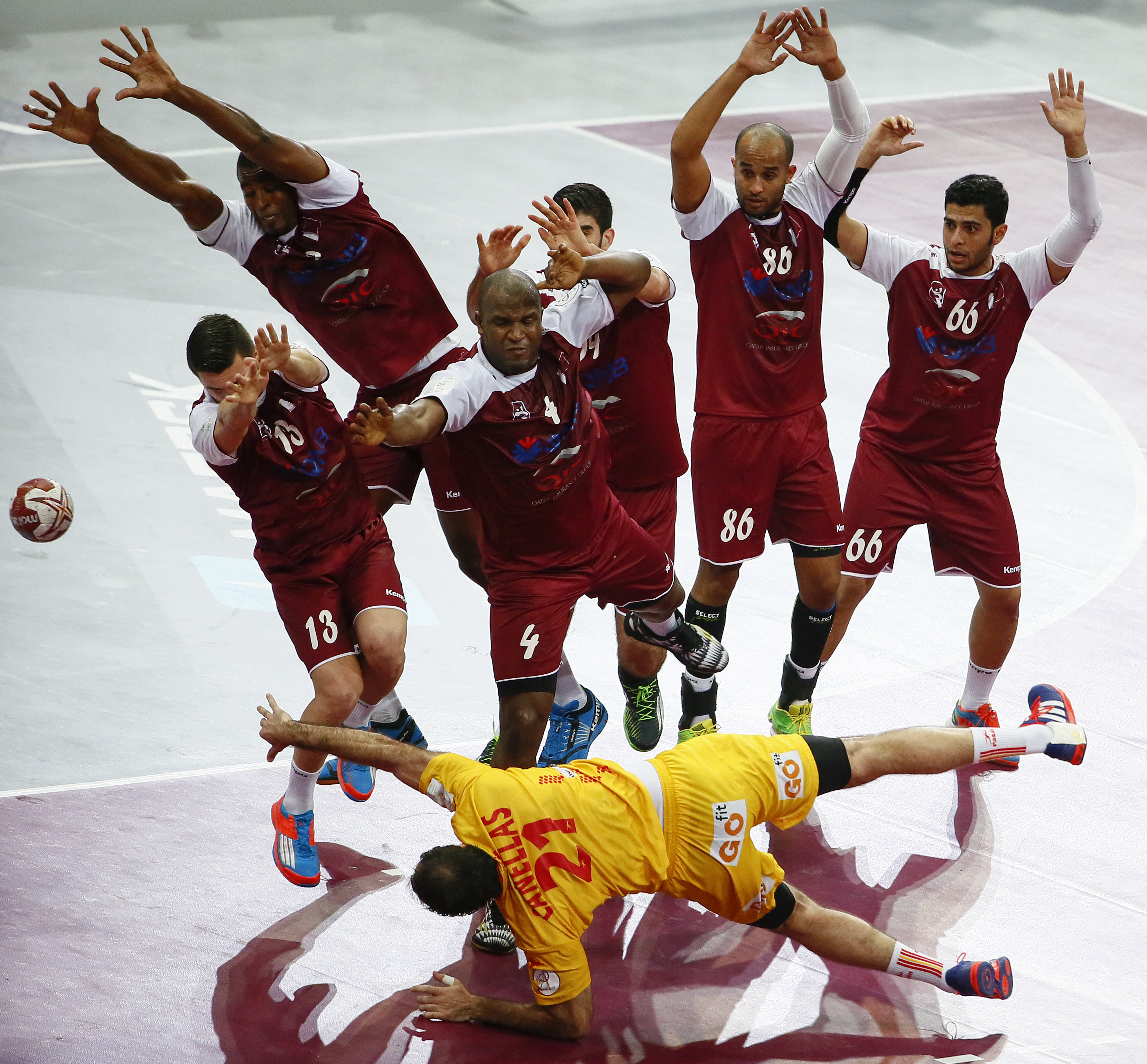 Spania și Croația au câștigat derby-urile grupelor A, respectiv B la CM de handbal