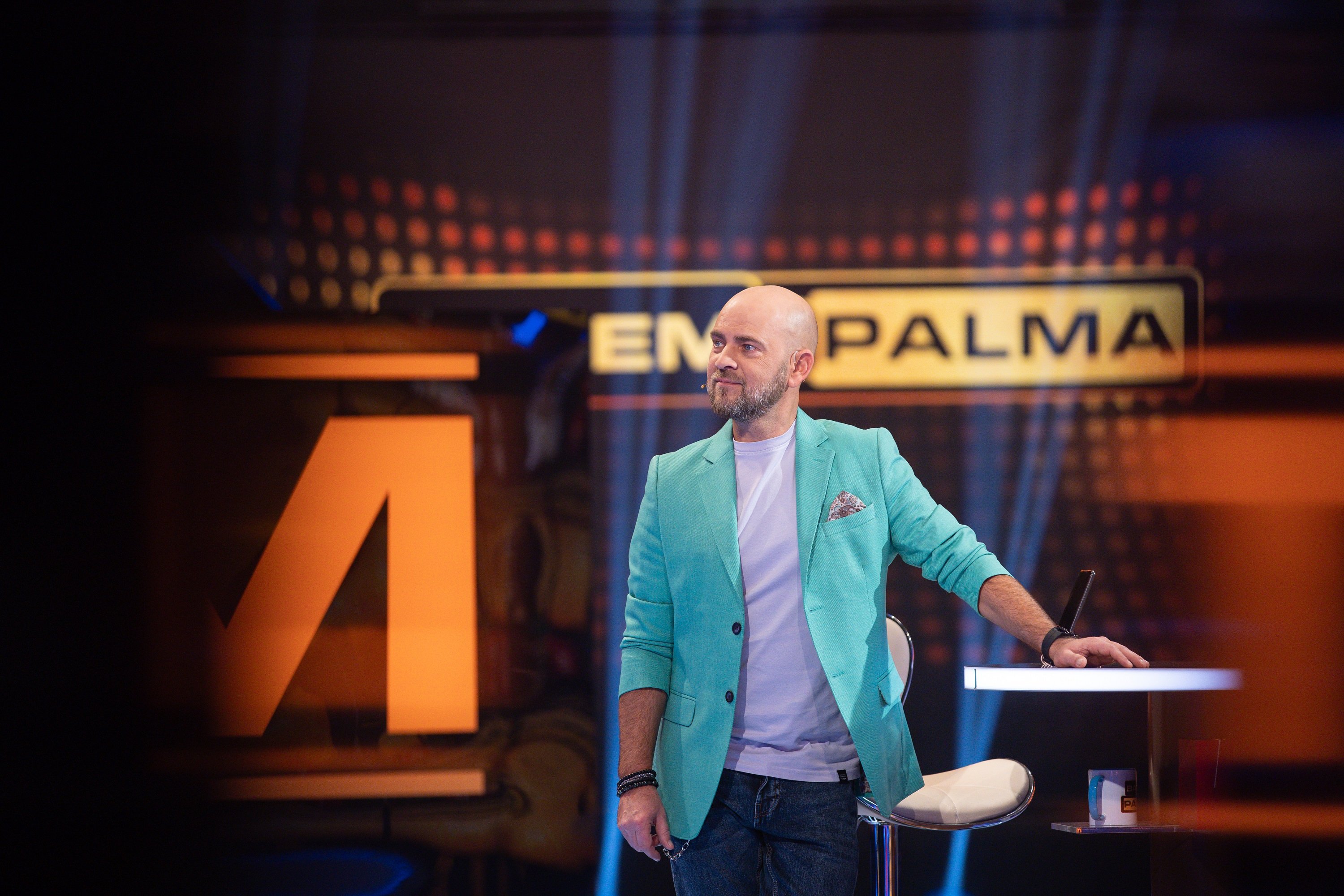 Cosmin Seleși a ajuns de urgență la spital: „Medicii sunt încă rezervați”. PRO TV a oprit filmările emisiunii „Batem palma”