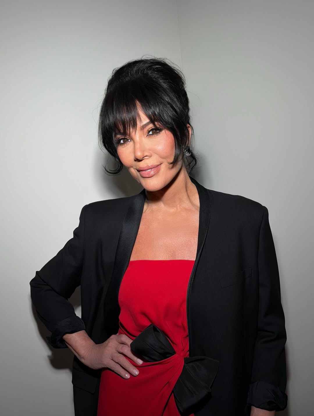 Kris Jenner, prima reacție după ce s-a spus că nu e nemulțumită de liftingul facial de 100.000 de dolari. Mama surorilor Kardashian are 70 de ani