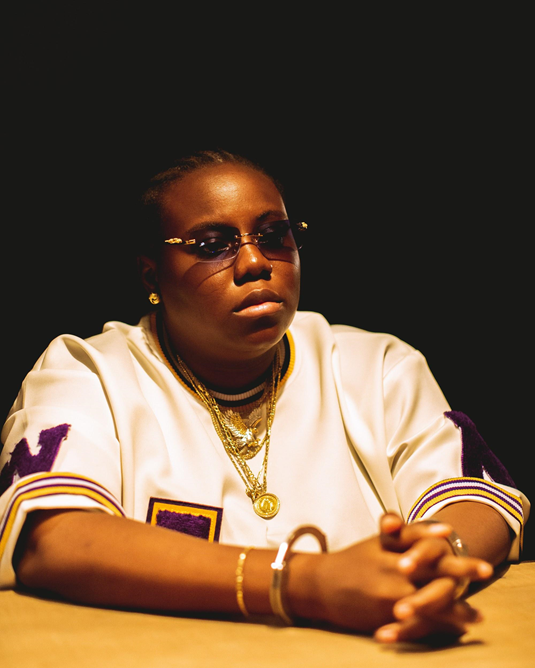 Teni wants to headbutt Yemi Alade [Dr. Dolor]