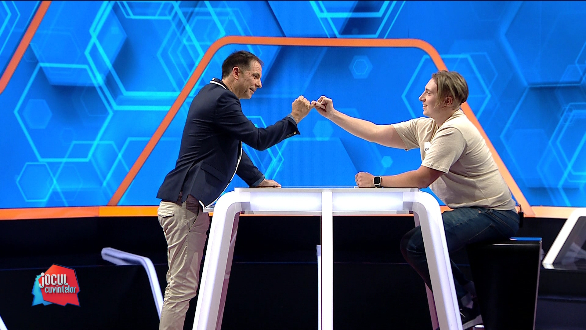 Descoperirea făcută de Dan Negru în CV-ul lui Markus, concurent la „Jocul cuvintelor”: „Ai 25 de ani și deja gestionezi afaceri?”