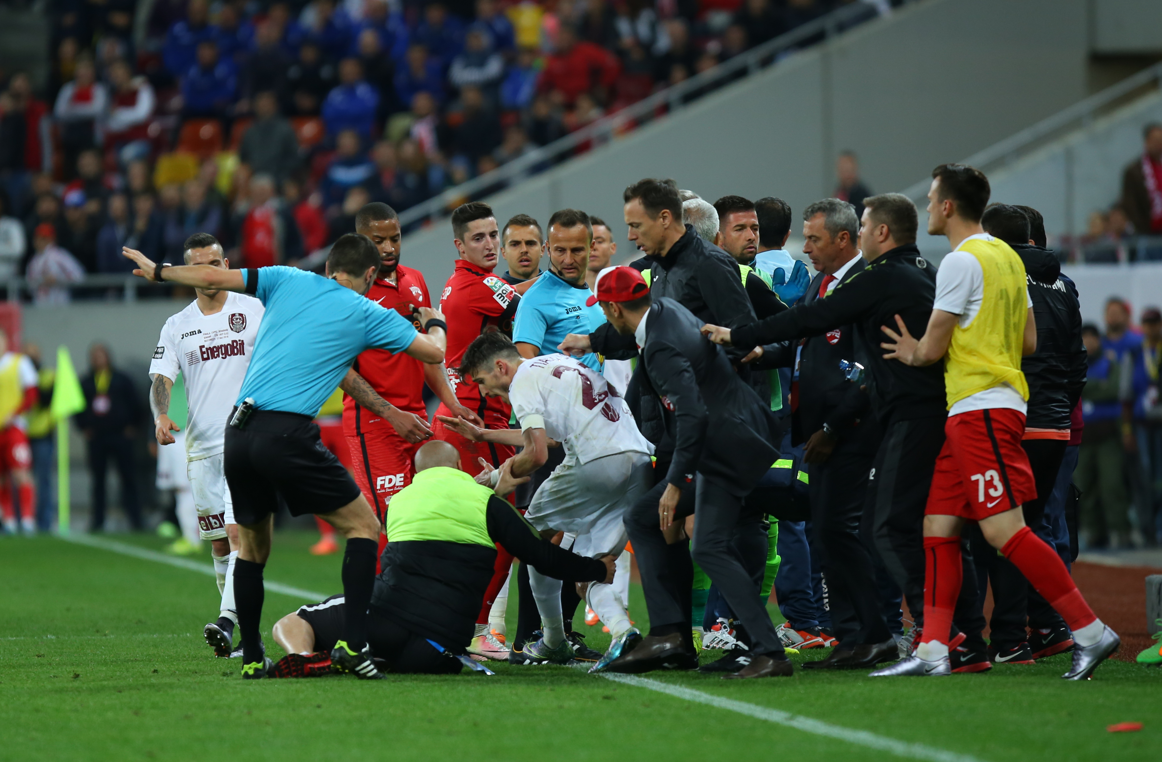 Ce nu s-a văzut la televizor de la finala Dinamo - CFR Cluj. Imagini superbe de pe „Arena Națională” | GALERIE FOTO