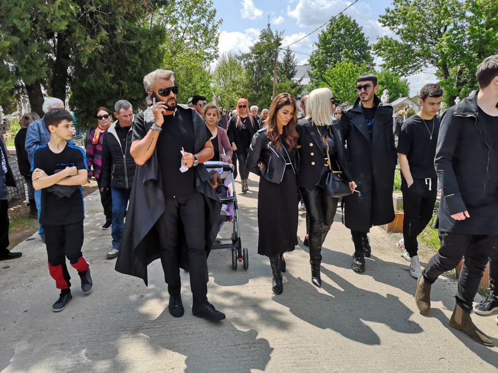 Cea mai grea săptămână pentru Cătălin Botezatu! Designerul și-a înmormânat un prieten